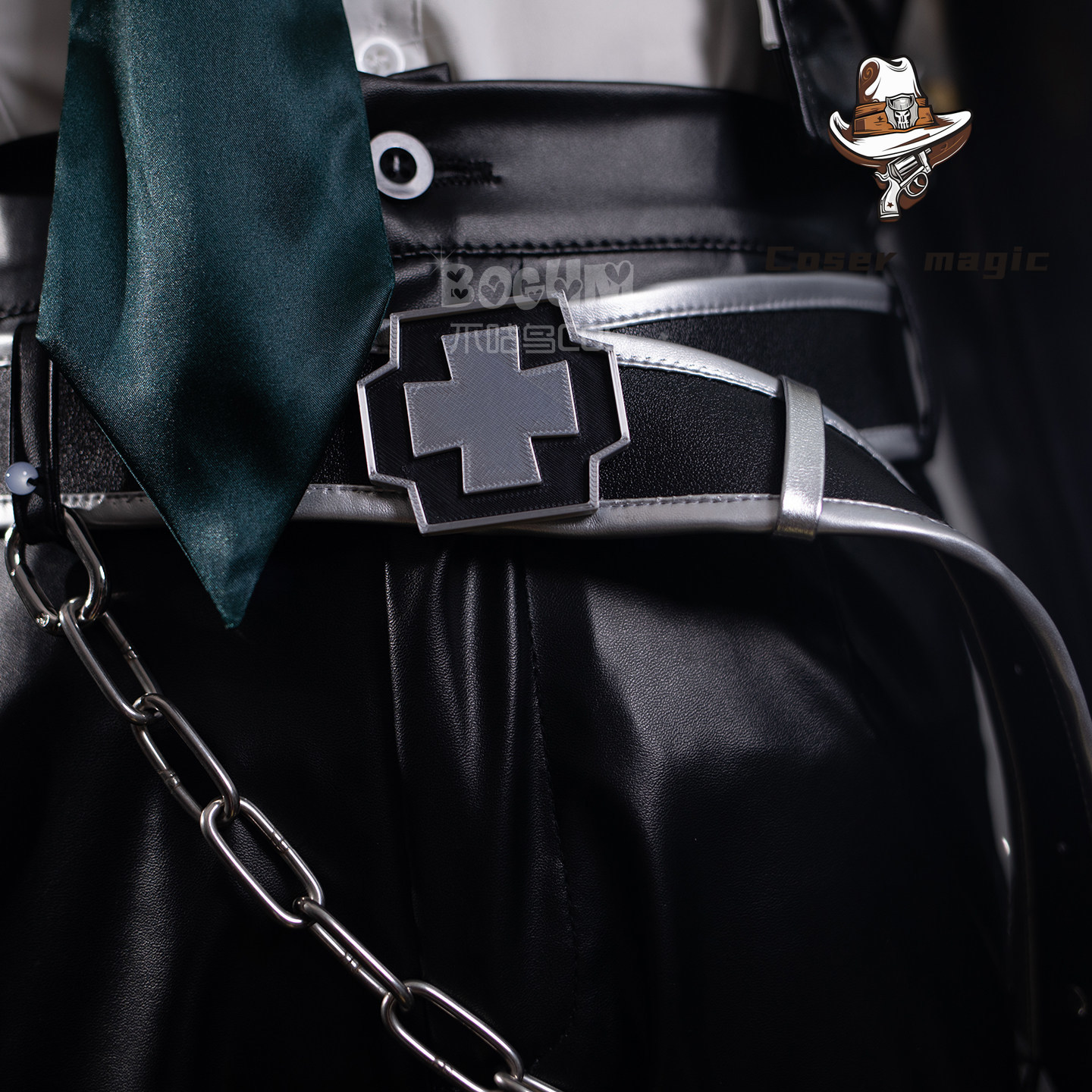 Identity V Knight Cosplay Cost - огляд і ціна Esports & Gaming Optics Gmbh